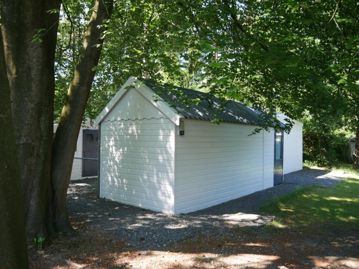 "Dennenhuisje" Op Bospark Ijsselheide Hattemerbroek Exterior photo